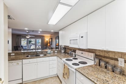 SeaCrest 210 | {{City}}, {{State}} Vacation Rental | #11