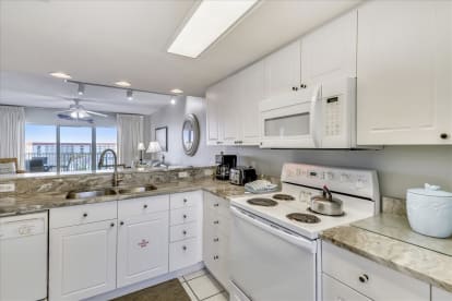SeaCrest 710 | {{City}}, {{State}} Vacation Rental | #13