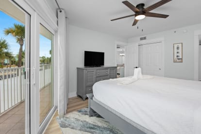 Bluegrass Beach Hideaway | {{City}}, {{State}} Vacation Rental | #26