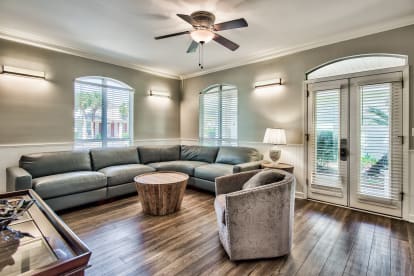 Real Sandy - Emerald Shores Destin FL - Thumbnail Image #5