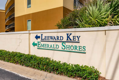 Real Sandy - Emerald Shores Destin FL - Thumbnail Image #29
