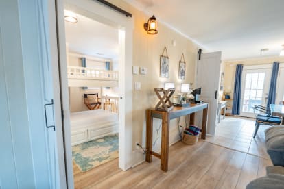 Hook, Wine N Sinker | {{City}}, {{State}} Vacation Rental | #21