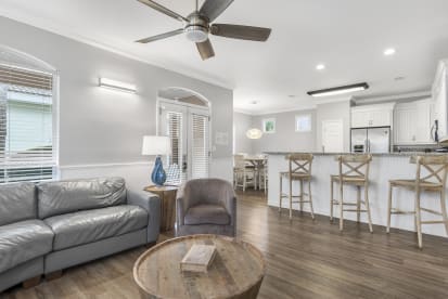 Real Sandy - Emerald Shores Destin FL - Thumbnail Image #4