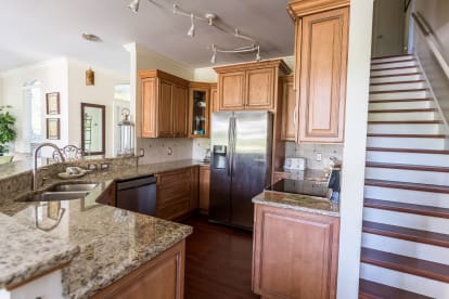 Simply Paradise~3 bedrm BEST LOCATION - Thumbnail Image #9