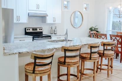 Sea Fan Cottage~2 bedrm + bunk room - Thumbnail Image #9