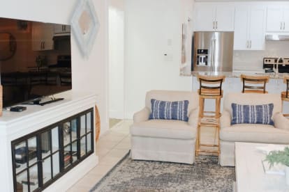 Sea Fan Cottage~2 bedrm + bunk room - Thumbnail Image #5