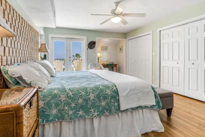 You will LOVE Sea Breeze! BOOK NOW! | {{City}}, {{State}} Vacation Rental | #16