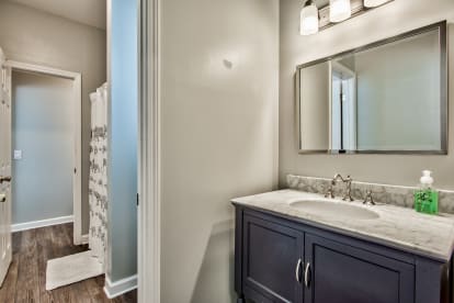 Real Sandy - Emerald Shores Destin FL - Thumbnail Image #16