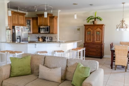 Simply Paradise~3 bedrm BEST LOCATION - Thumbnail Image #6