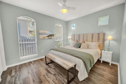 Private Beach 3bd/2bth 7 min walk to beach - Thumbnail Image #16