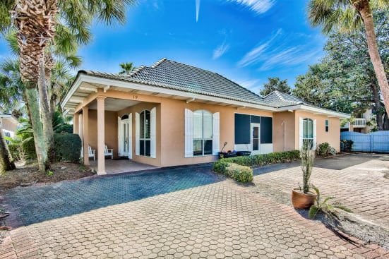 Real Sandy - Emerald Shores Destin FL