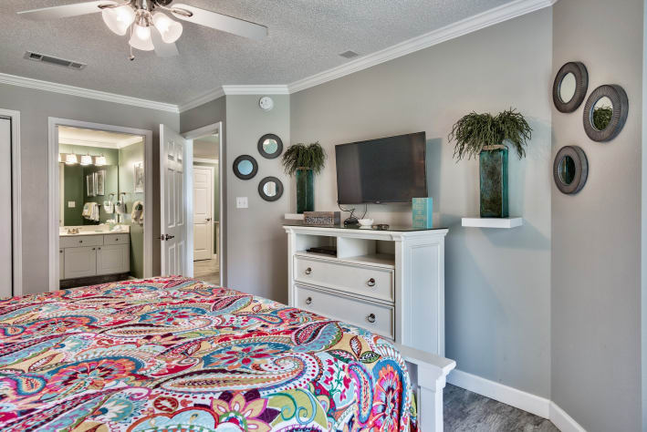 Ciboney 2006 Updated Unit with Beach Service - Destin Area ...