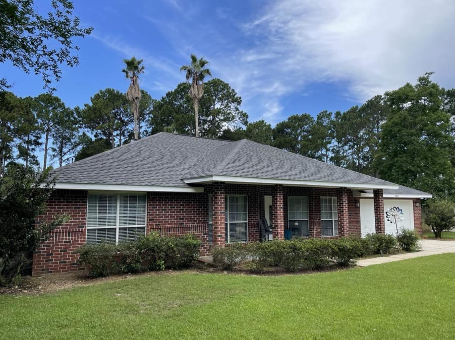 Quiet neighborhood 10-15 min from the beach - Holley By The Sea