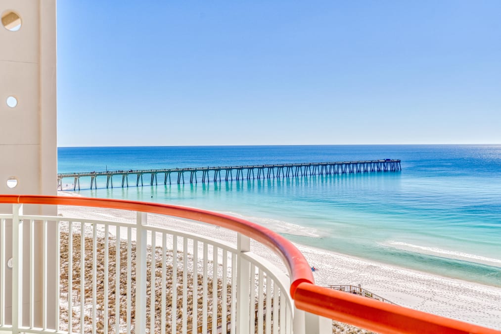 BEACH BLESSING ON 7TH, Beach Front Boardwalk Condo with Ocean views