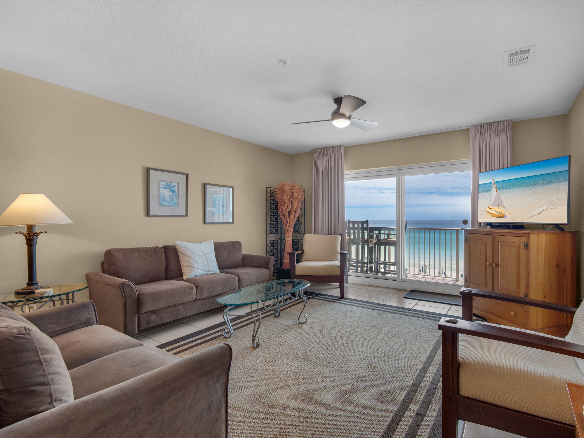 Welcome to Emerald Dunes 302