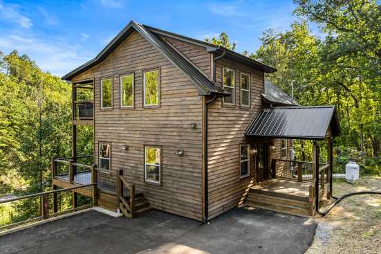 Pigeon Forge Private Properties - Pigeon Forge, TN Cabin Rental (1)