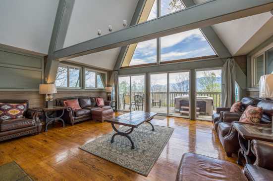 Gatlinburg Private Properties - Gatlinburg, TN Cabin Rental (1)