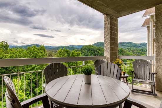 Whispering Pines - Pigeon Forge, TN Cabin Rental (1)