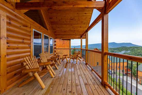 Black Bear Ridge Resort - Pigeon Forge, TN Cabin Rental (1)