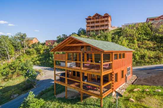 Pigeon Forge Private Properties - Pigeon Forge, TN Cabin Rental (1)