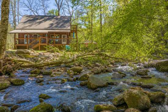 Cosby Private Properties - Cosby, TN Cabin Rental (1)