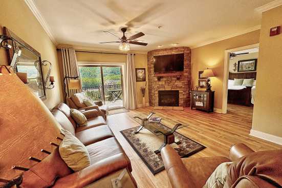 Summit Manor - Gatlinburg, TN Condo Rental (1)
