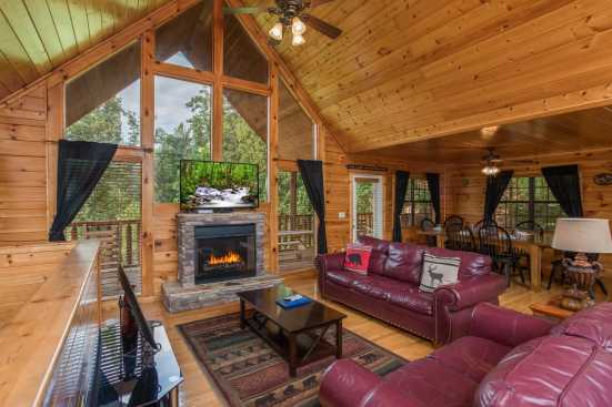 Hidden Springs Resort - Pigeon Forge, TN Cabin Rental (1)