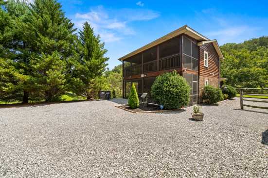 Pigeon Forge Private Properties - Pigeon Forge, TN Cabin Rental (1)