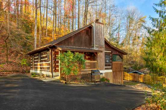 Alpine Ridge - Sevierville, TN Cabin Rental (1)