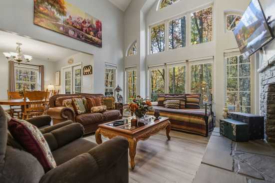Gatlinburg Private Properties - Gatlinburg, TN Cabin Rental (1)