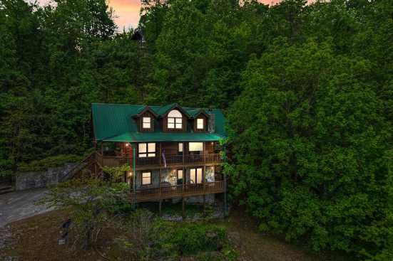 Pigeon Forge Private Properties - Pigeon Forge, TN Cabin Rental (1)