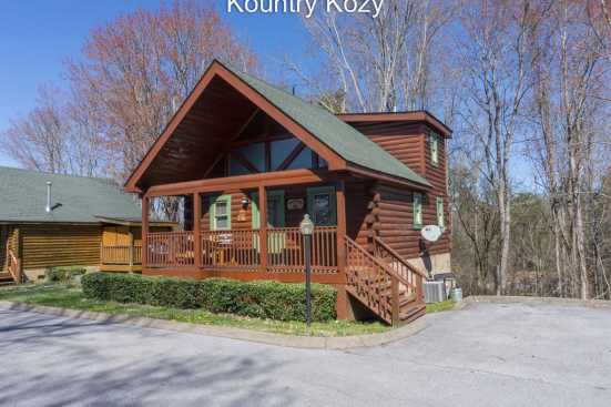 Pin Oak Resort - Pigeon Forge, TN Cabin Rental (1)