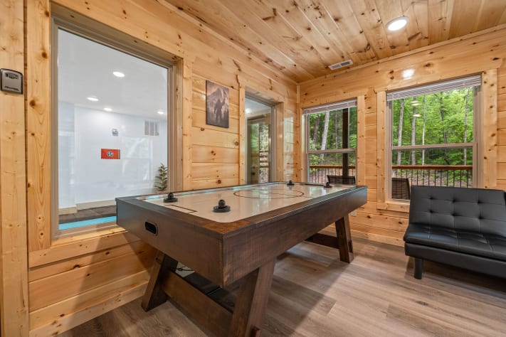 Gatlinburg, Tennessee Cabin Rental - Gallery Image #23