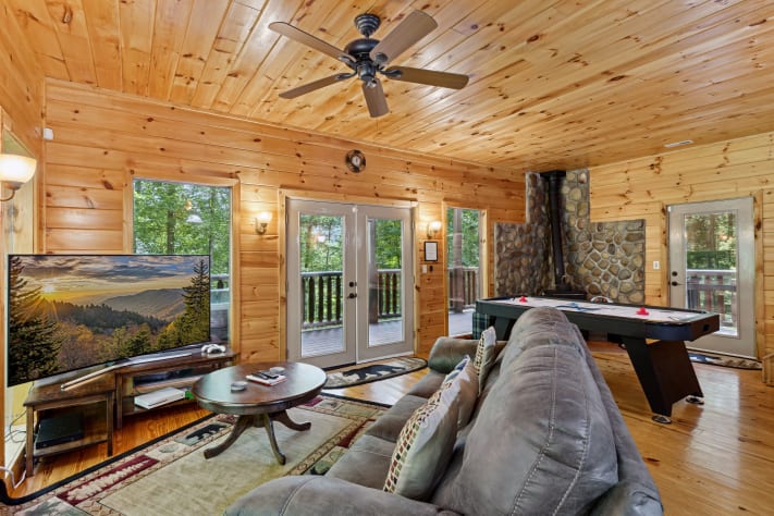 Pigeon Forge, Tennessee Cabin Rental - Gallery Image #15