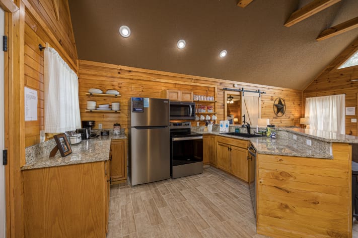 Pigeon Forge, Tennessee Cabin Rental - Gallery Image #9