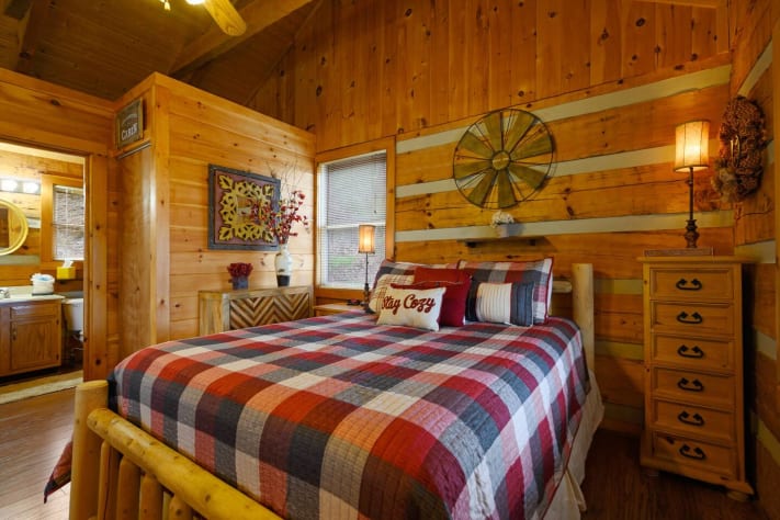 Sevierville, Tennessee Cabin Rental - Gallery Image #16