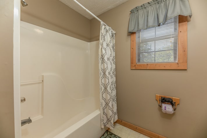 Pigeon Forge, Tennessee Cabin Rental - Gallery Image #12