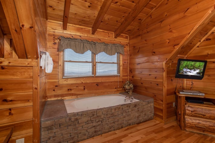 Gatlinburg, Tennessee Cabin Rental - Gallery Image #13