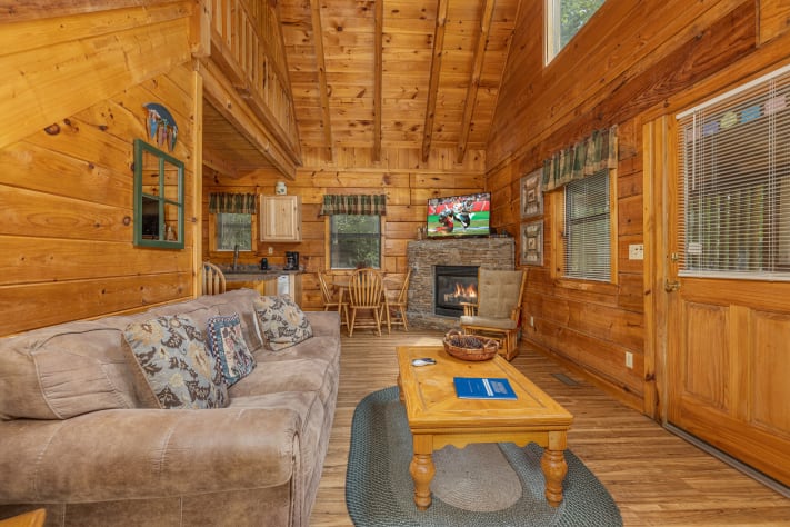 Gatlinburg, Tennessee Cabin Rental - Gallery Image #2