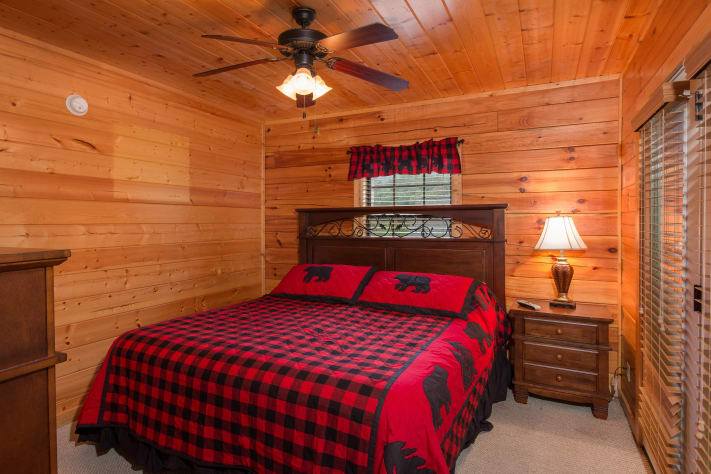 Pigeon Forge, Tennessee Cabin Rental - Gallery Image #17