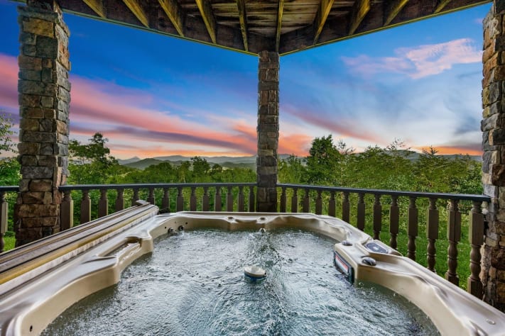 Hot tub with a view Gatlinburg, Tennessee Cabin Rental - Gallery Image #17