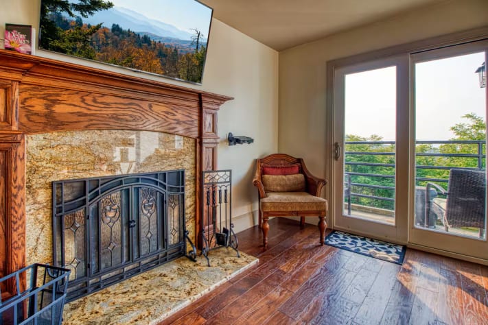 Gatlinburg, Tennessee Cabin Rental - Gallery Image #11