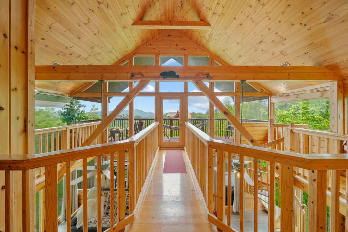 Pigeon Forge, Tennessee Cabin Rental - Gallery Image #1