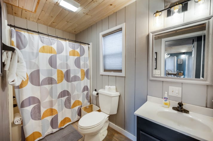 Photo #34 Pigeon Forge, Tennessee Cabin Rental - Gallery Image #34