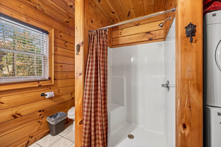 Pigeon Forge, Tennessee Cabin Rental - Gallery Image #17