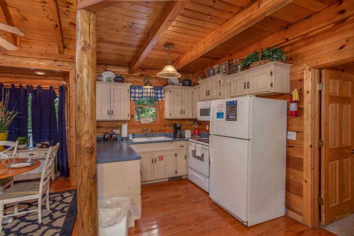 Pigeon Forge, Tennessee Cabin Rental - Gallery Image #8
