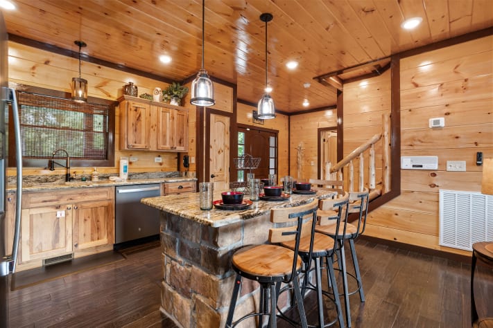 Gatlinburg, Tennessee Cabin Rental - Gallery Image #9