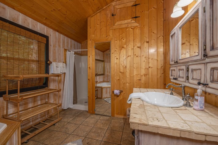 Pigeon Forge, Tennessee Cabin Rental - Gallery Image #11