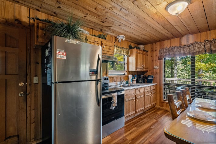 Pigeon Forge, Tennessee Cabin Rental - Gallery Image #8