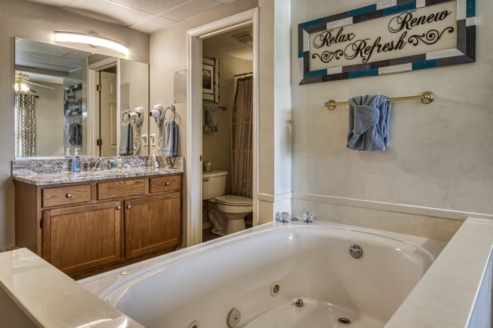 Pigeon Forge, Tennessee Cabin Rental - Gallery Image #16